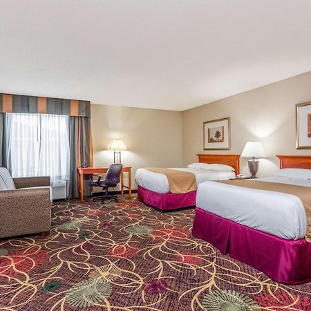 Baymont By Wyndham Cornelia Otel Dış mekan fotoğraf